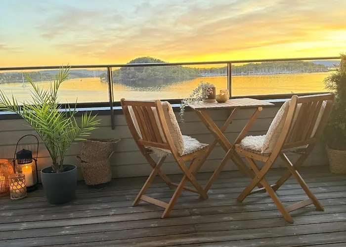 Sunset Magic, Amazing Views By The Sea 아파트 *